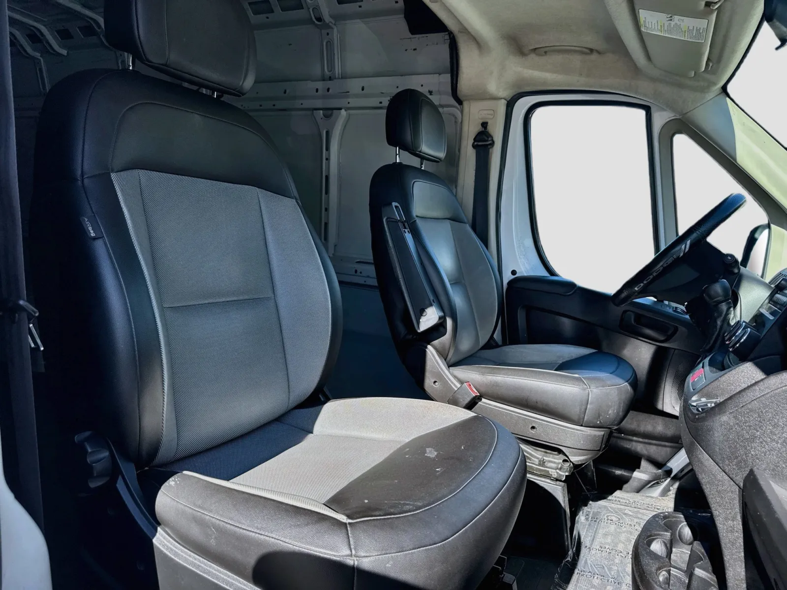 Ram Cargo Van photo 16