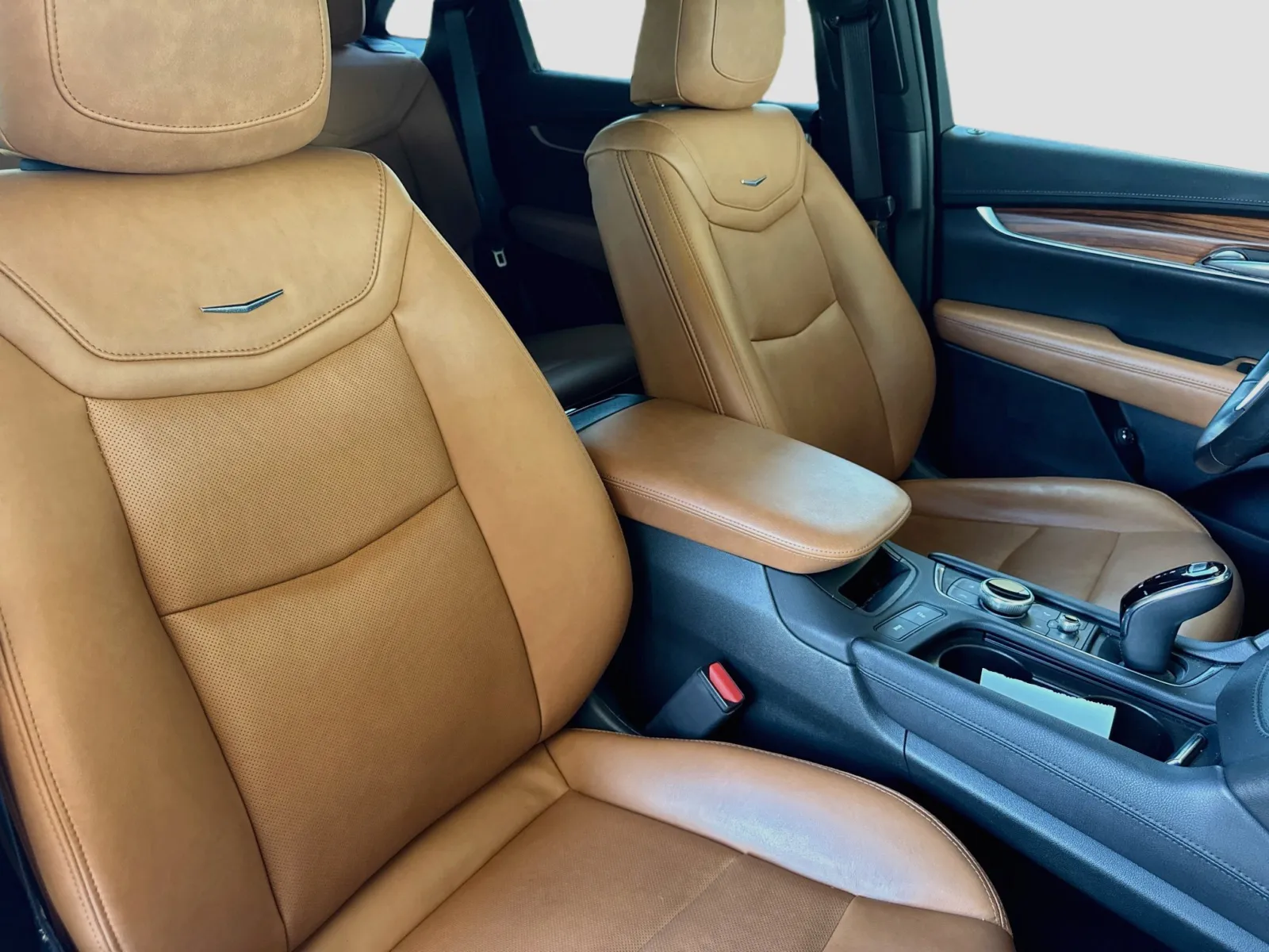 Cadillac XT5 photo 22