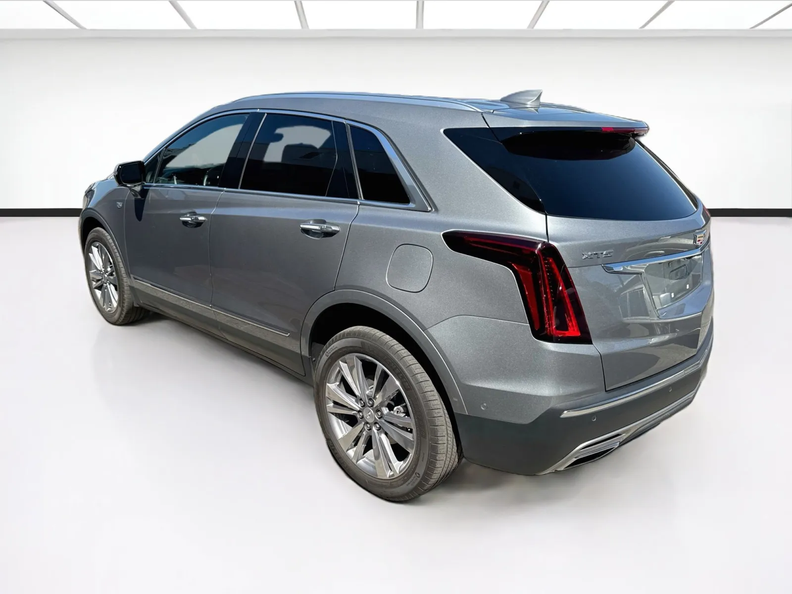 Cadillac XT5 photo 6