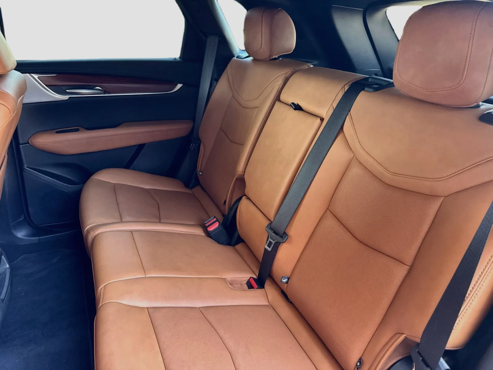 Cadillac XT5 photo 18