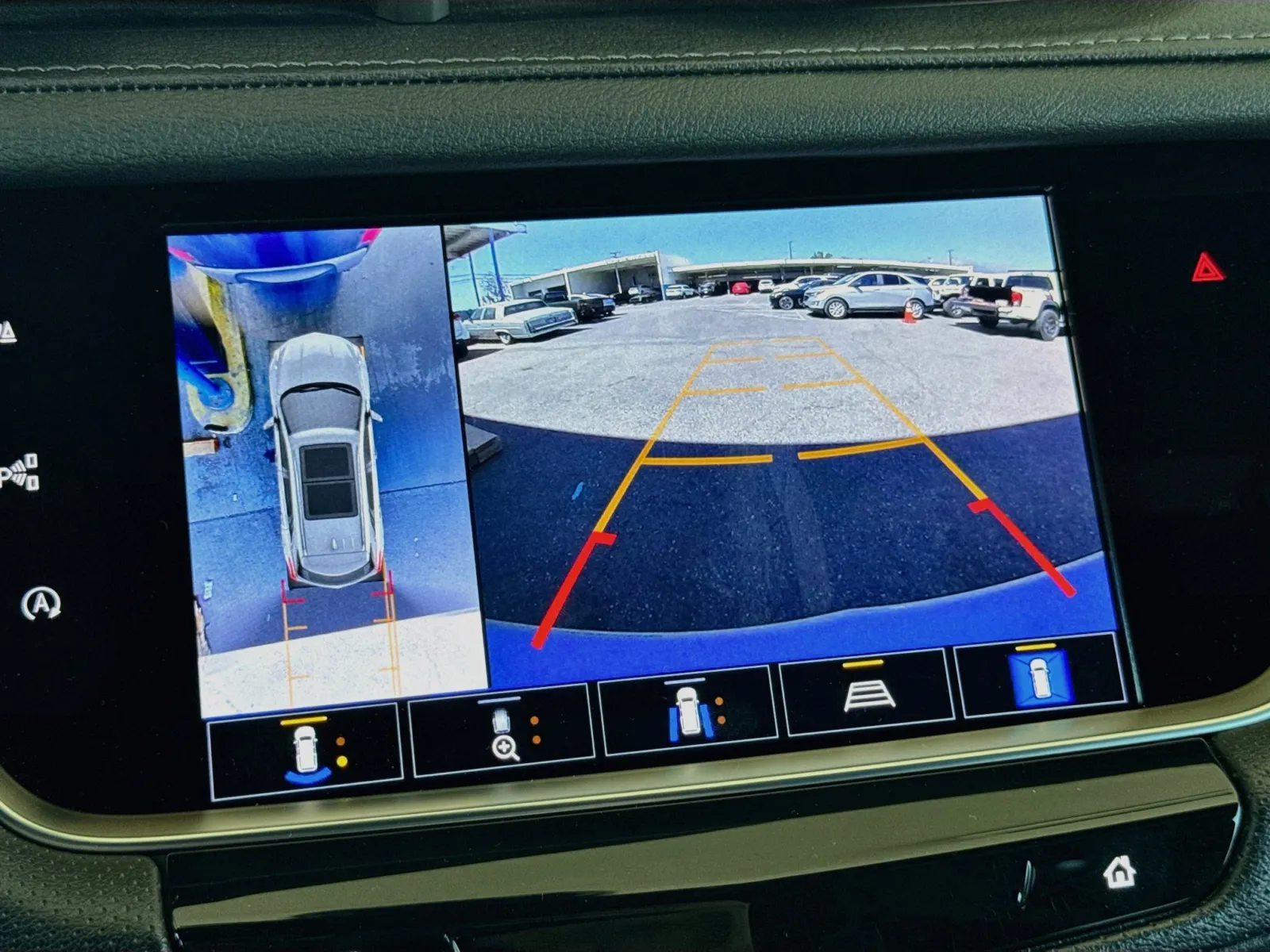 Cadillac XT5 photo 10