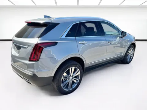 More photos of 2025 Cadillac XT5 Premium Luxury at KarGenie, CA