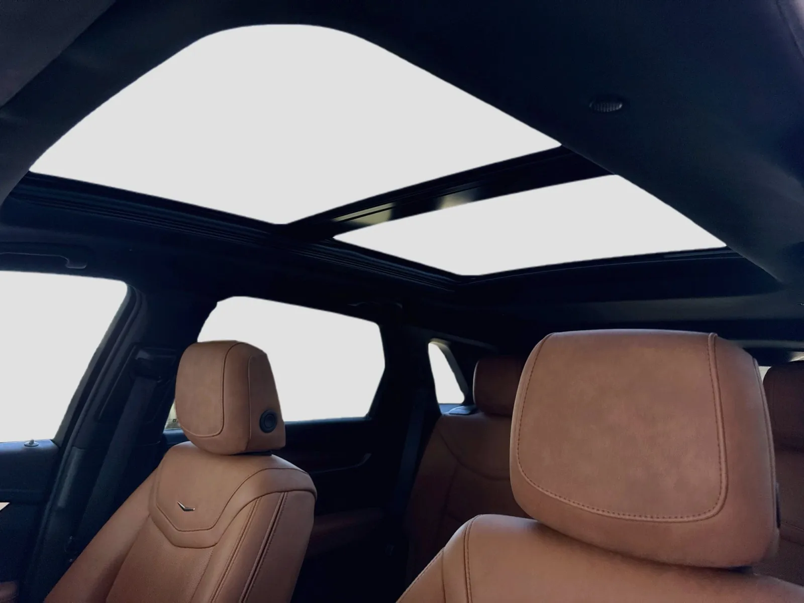 Cadillac XT5 photo 16