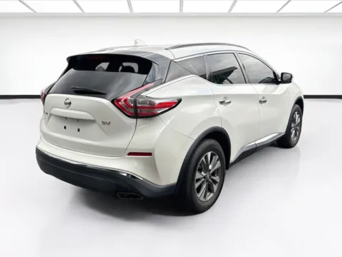 More photos of 2018 Nissan Murano SV at KarGenie, CA
