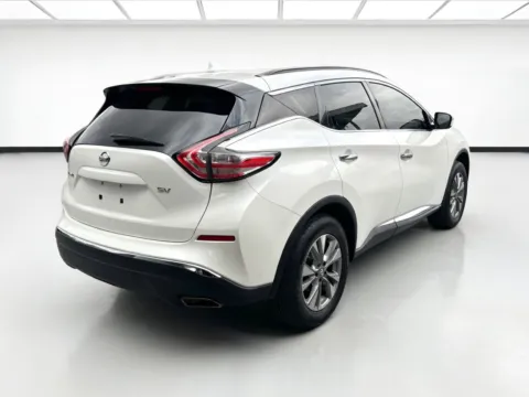 More photos of 2018 Nissan Murano SV at KarGenie, CA