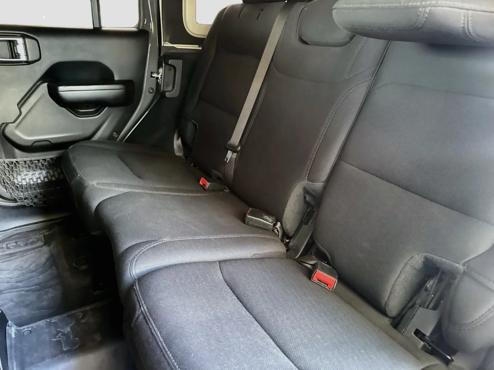 Jeep Wrangler photo 14
