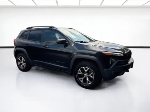 Another view of 2016 Jeep Cherokee Trailhawk for sale in Fontana, CA at KarGenie