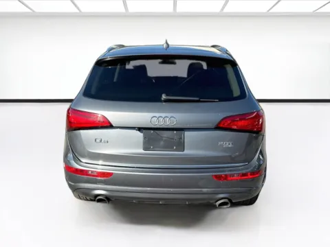 More photos of 2015 Audi Q5 2.0T Premium quattro at KarGenie, CA