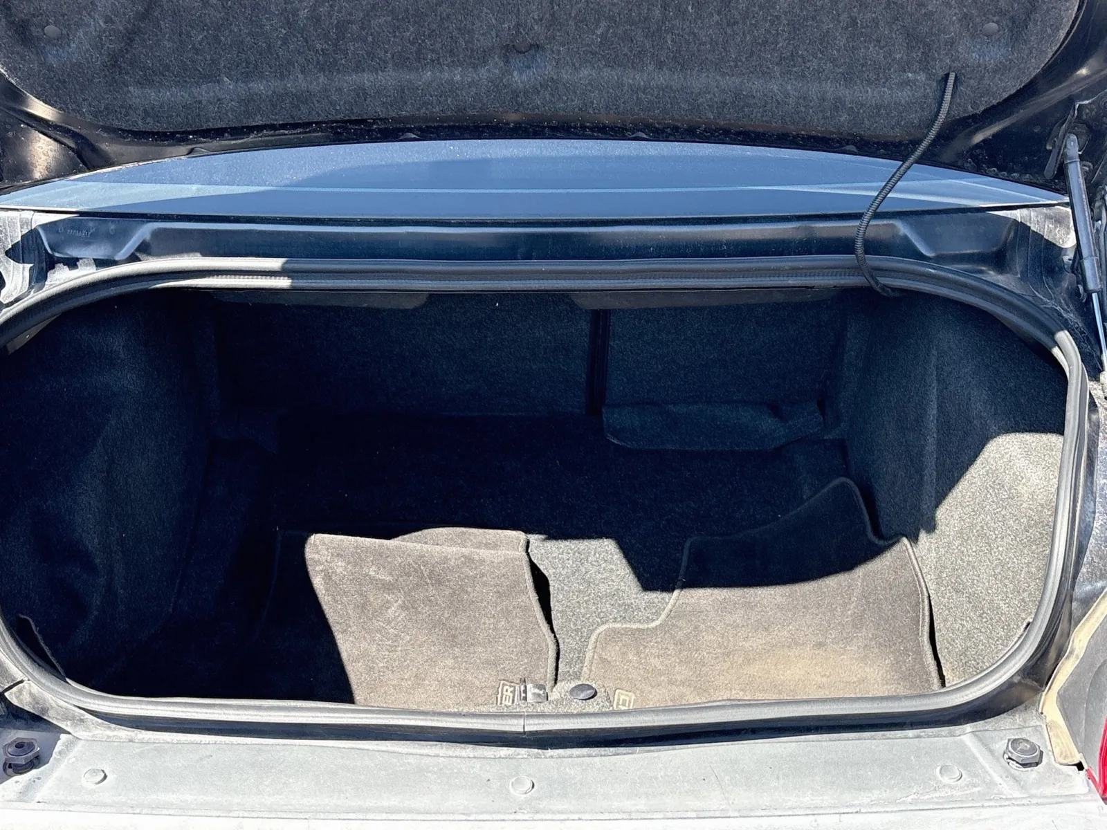 Dodge Challenger photo 17