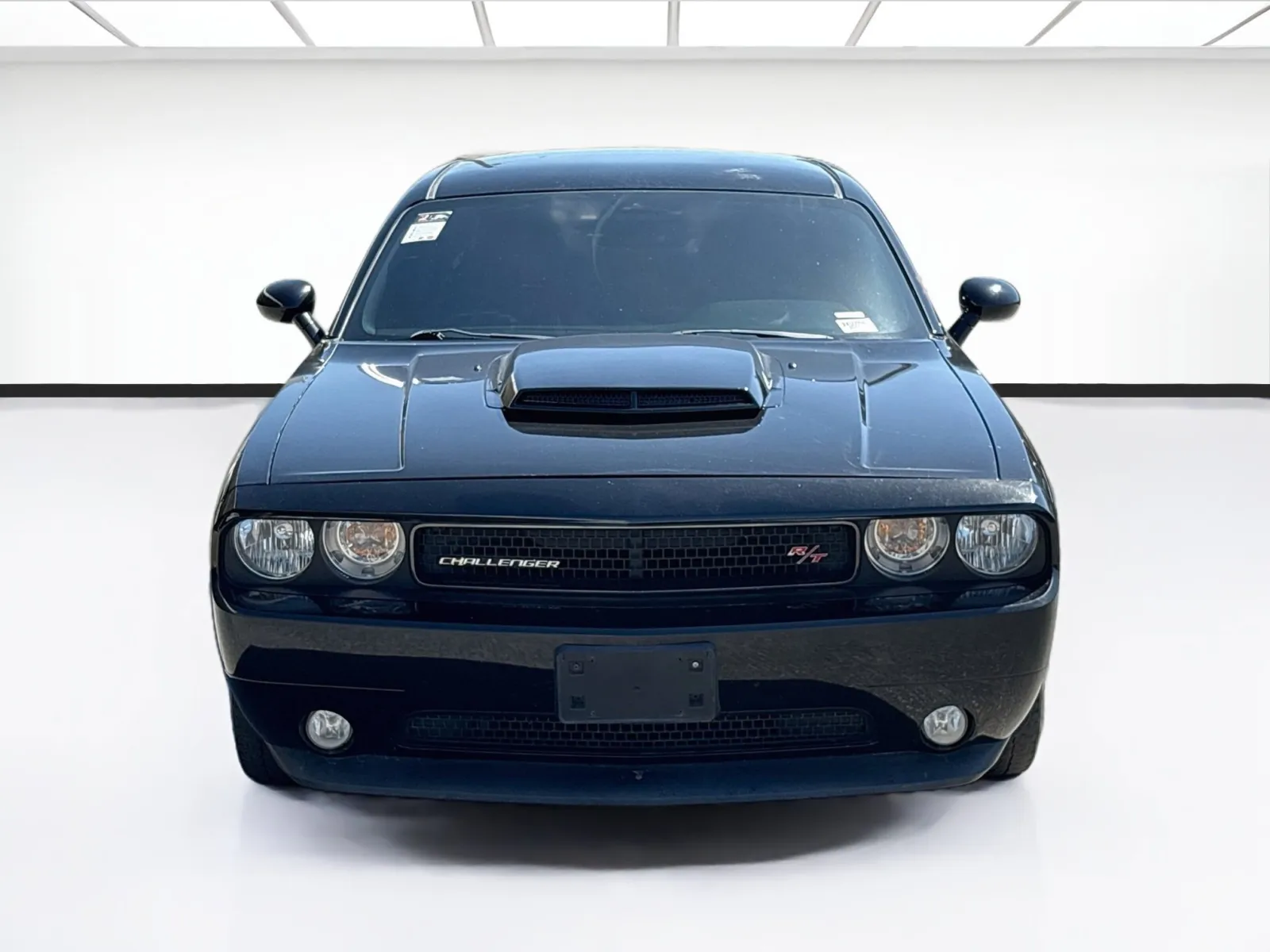 Dodge Challenger photo 2