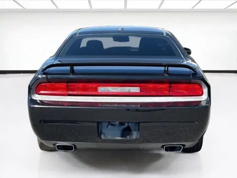 More photos of 2013 Dodge Challenger R/T at KarGenie, CA