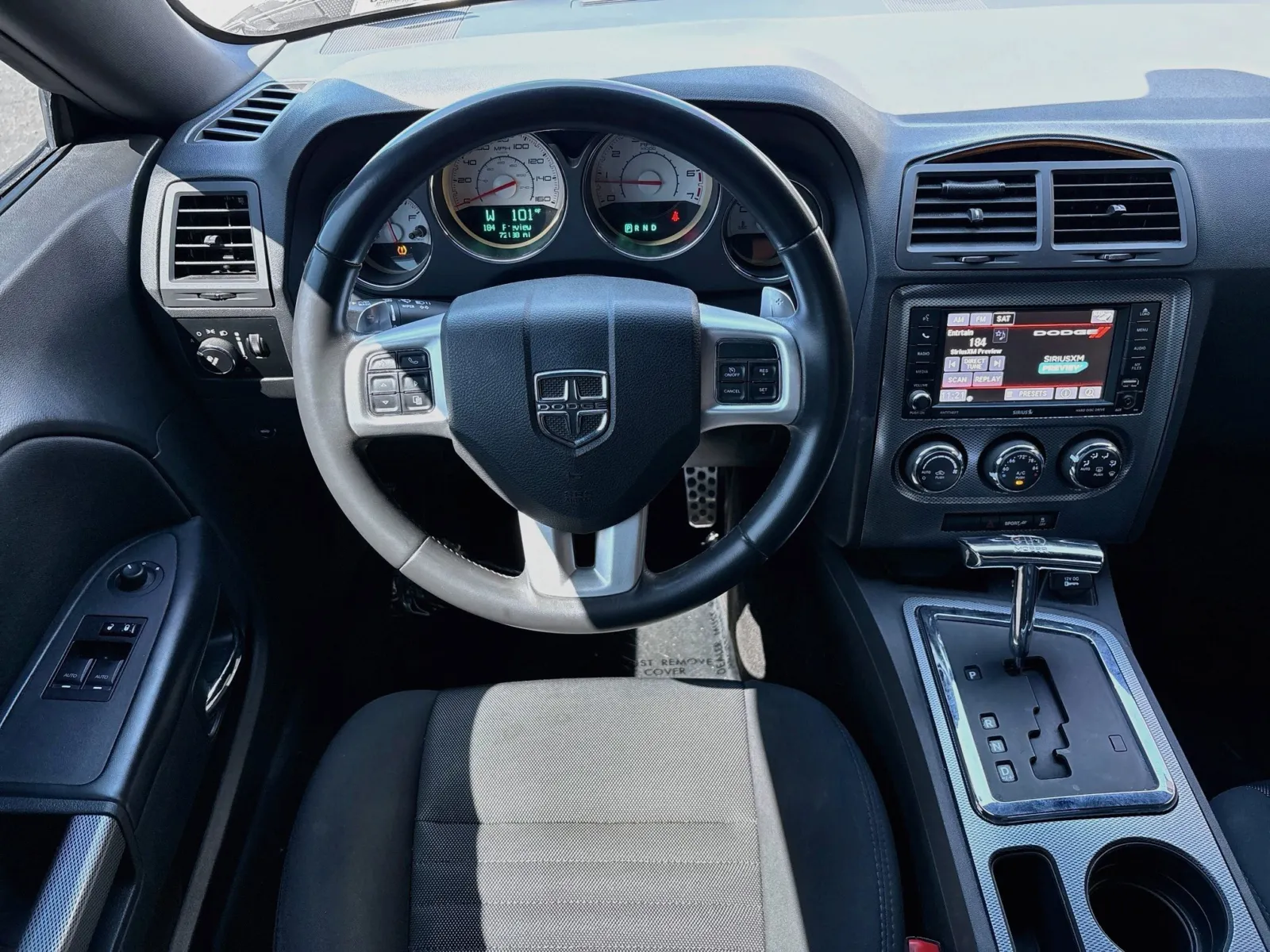 Dodge Challenger photo 15
