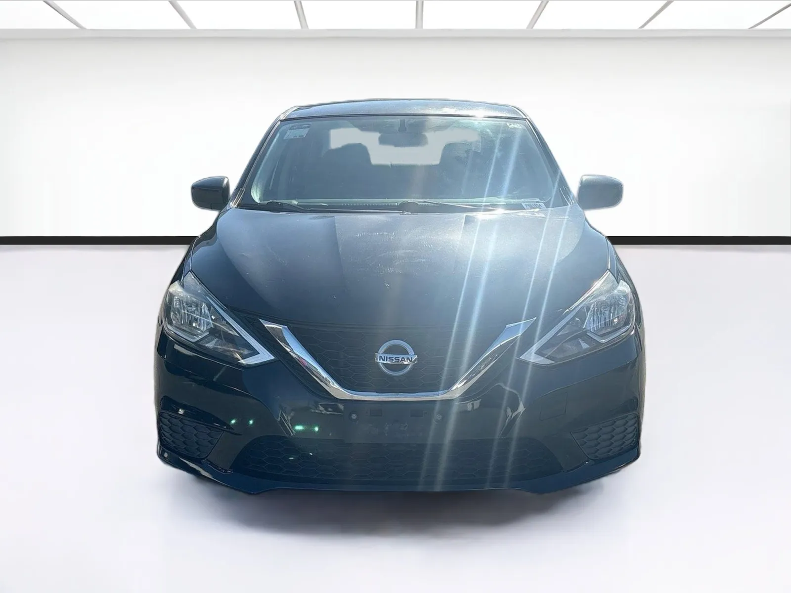 Nissan Sentra photo 2