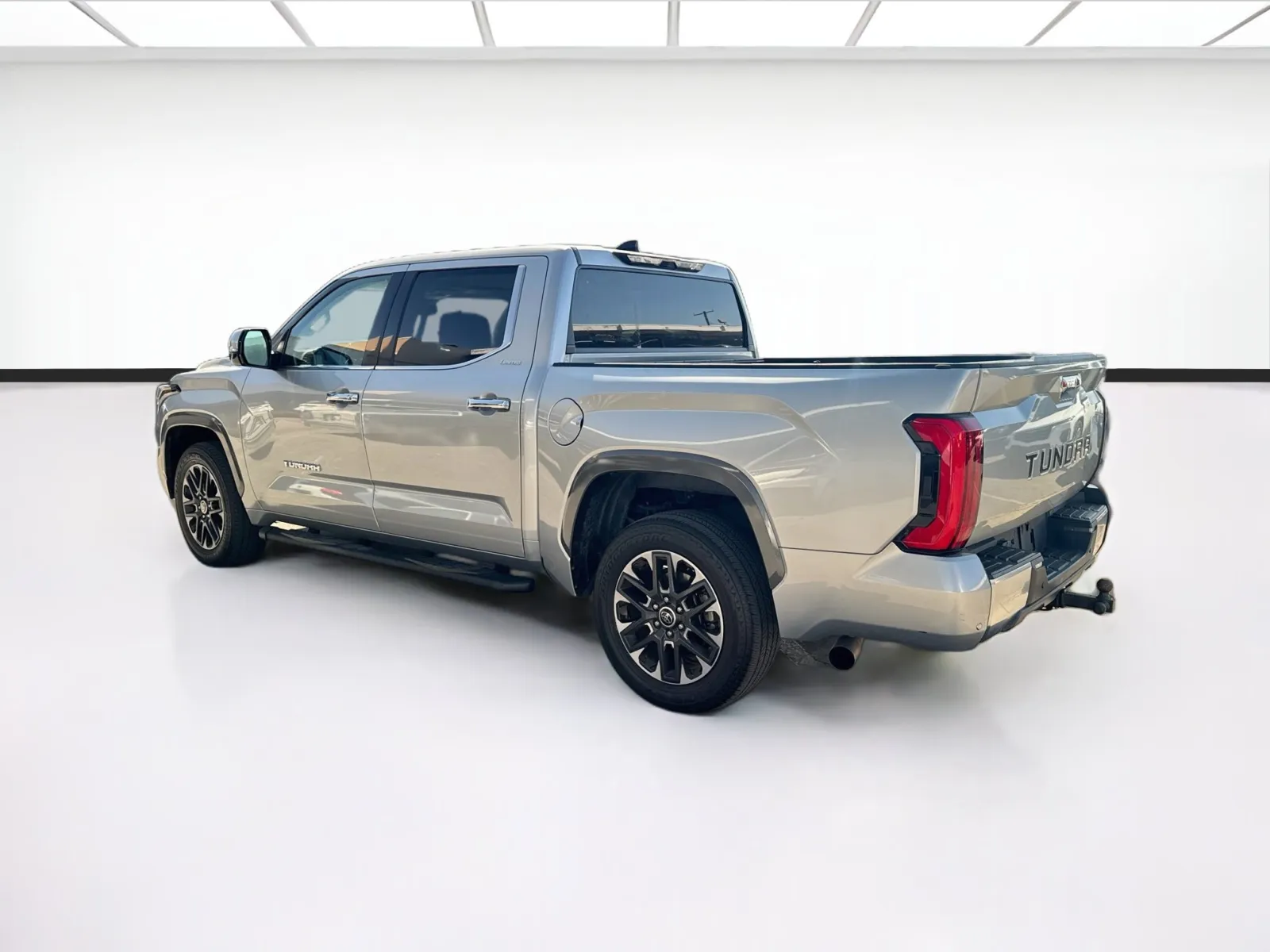 Toyota Tundra photo 6