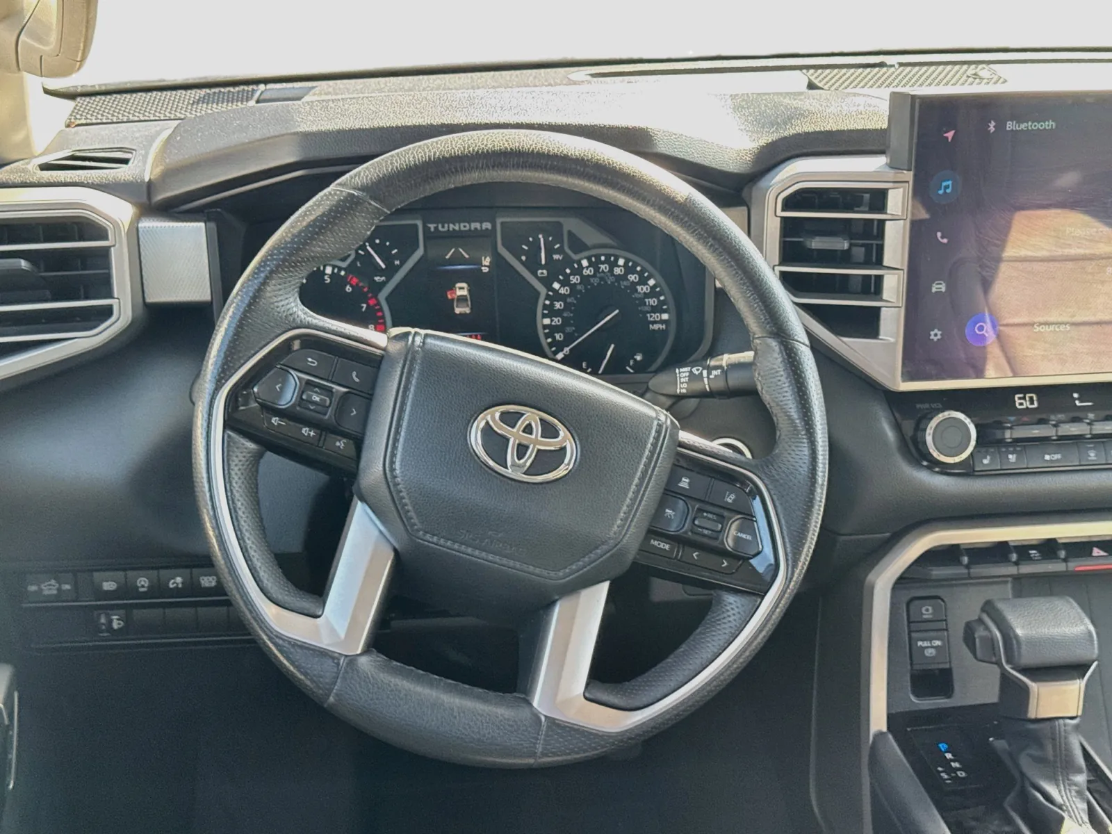 Toyota Tundra photo 13