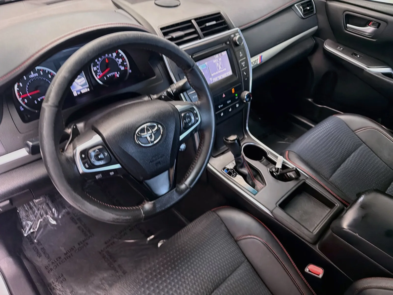 Toyota Camry photo 7