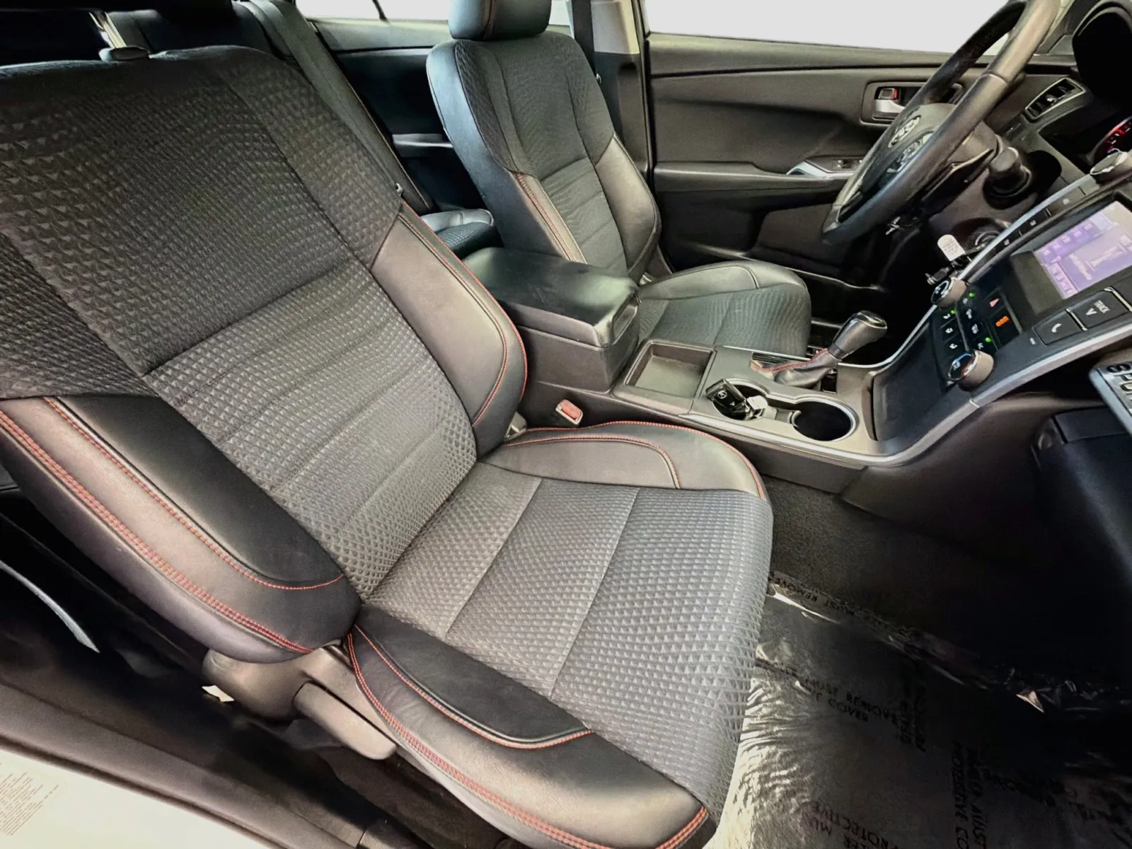 Toyota Camry photo 15