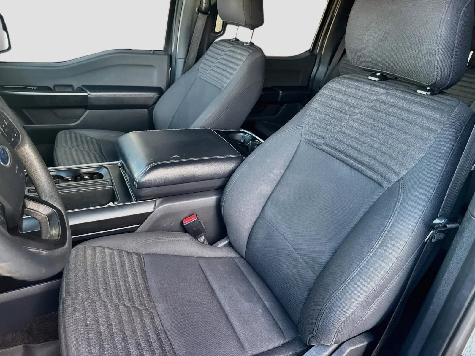 Ford F-150 photo 12