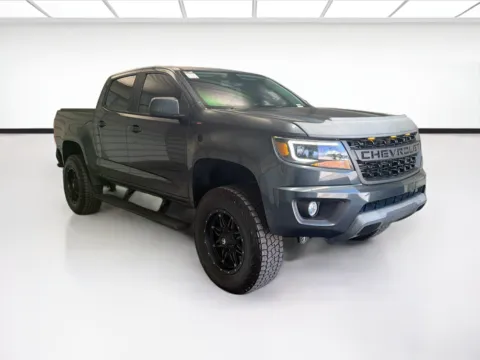 Another view of 2019 Chevrolet Colorado Z71 for sale in Fontana, CA at KarGenie