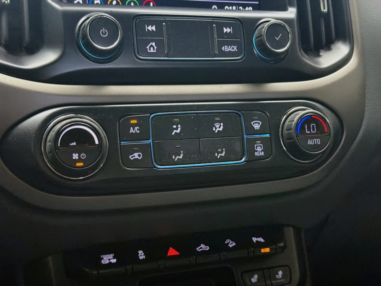 Chevrolet Colorado photo 10