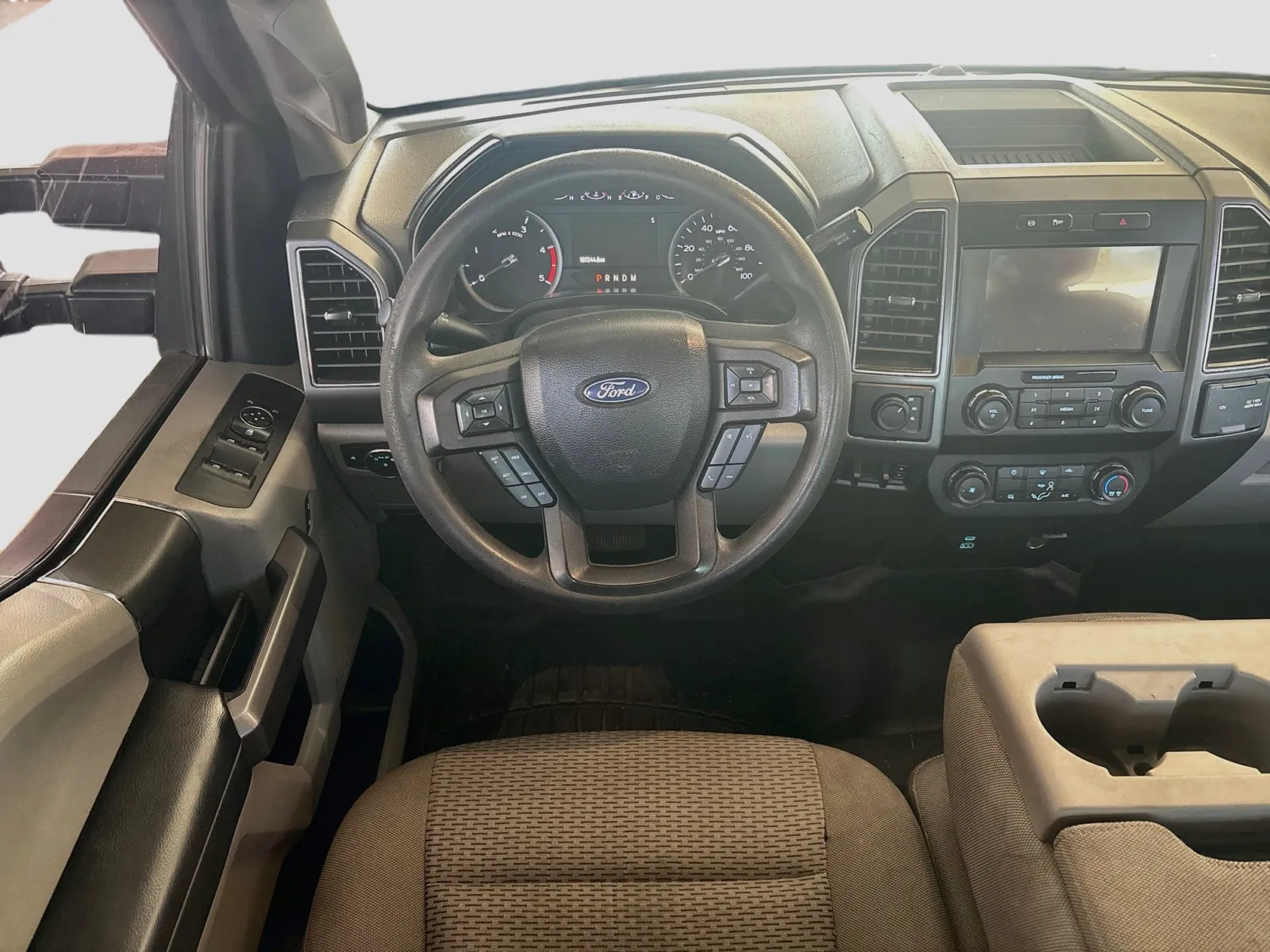 Ford F-250 photo 14