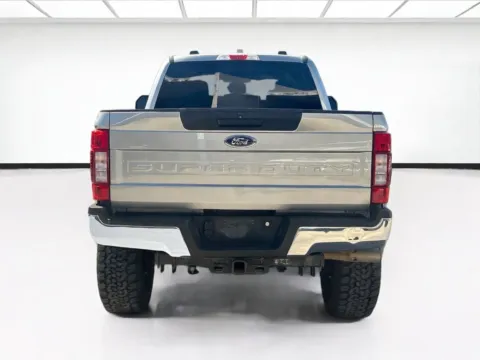 More photos of 2021 Ford Super Duty F-250 SRW XLT at KarGenie, CA
