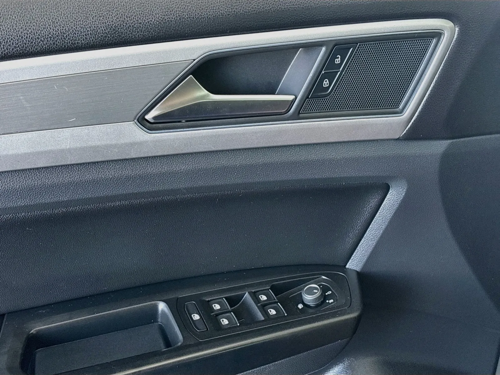 Volkswagen Atlas photo 13