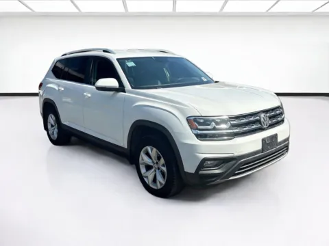 Another view of 2019 Volkswagen Atlas 3.6L V6 SE for sale in Fontana, CA at KarGenie