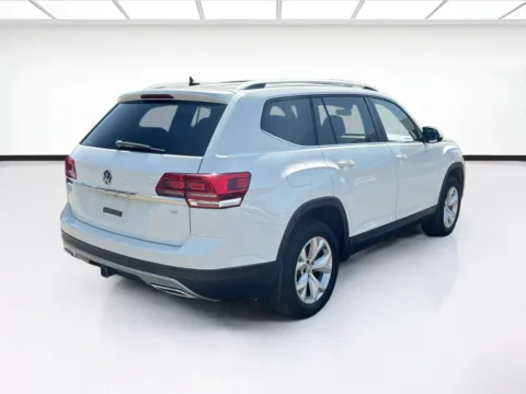 More photos of 2019 Volkswagen Atlas 3.6L V6 SE at KarGenie, CA