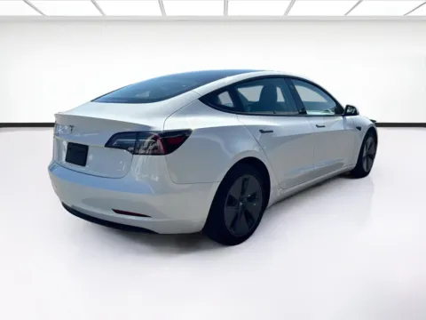 More photos of 2023 Tesla Model 3 at KarGenie, CA