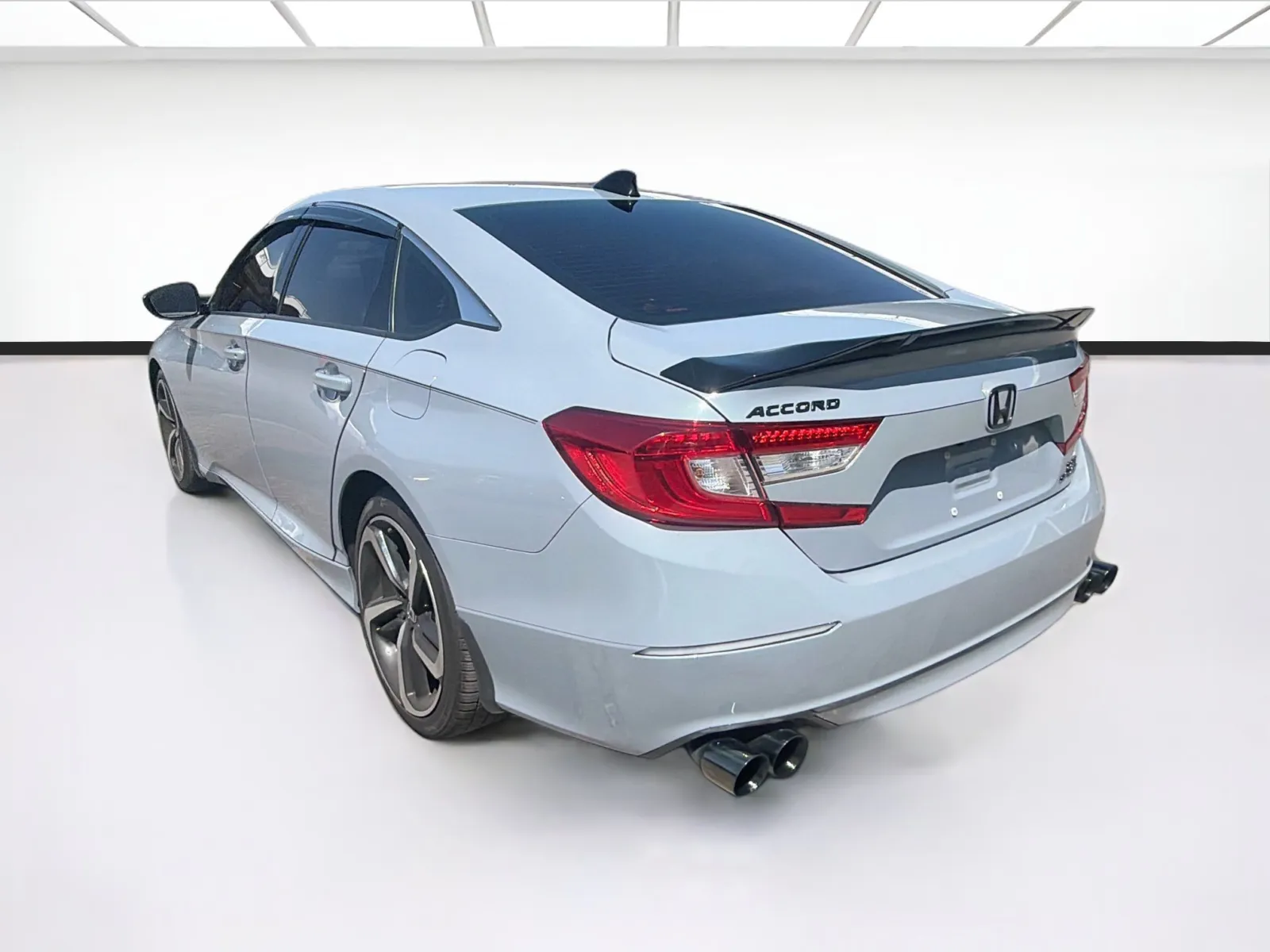 Honda Accord photo 6