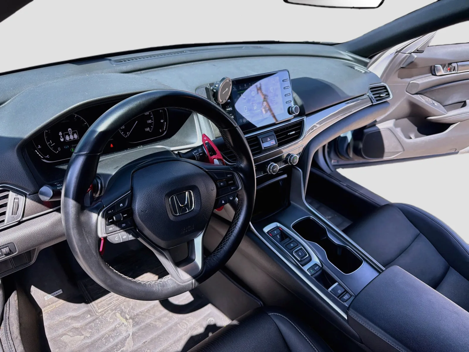 Honda Accord photo 7