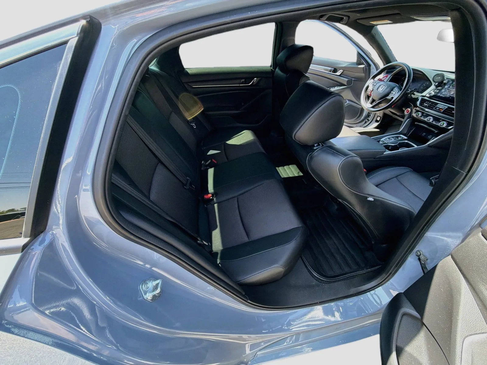 Honda Accord photo 19