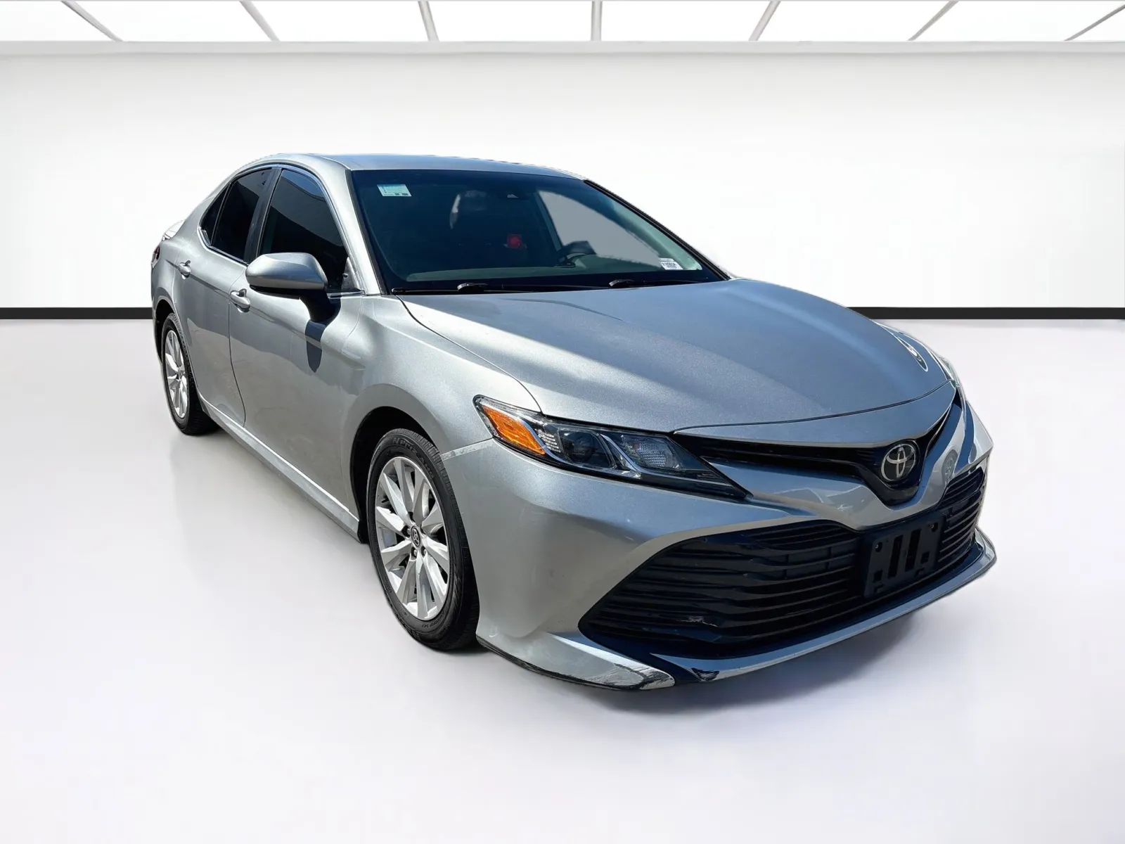 Toyota Camry photo 3