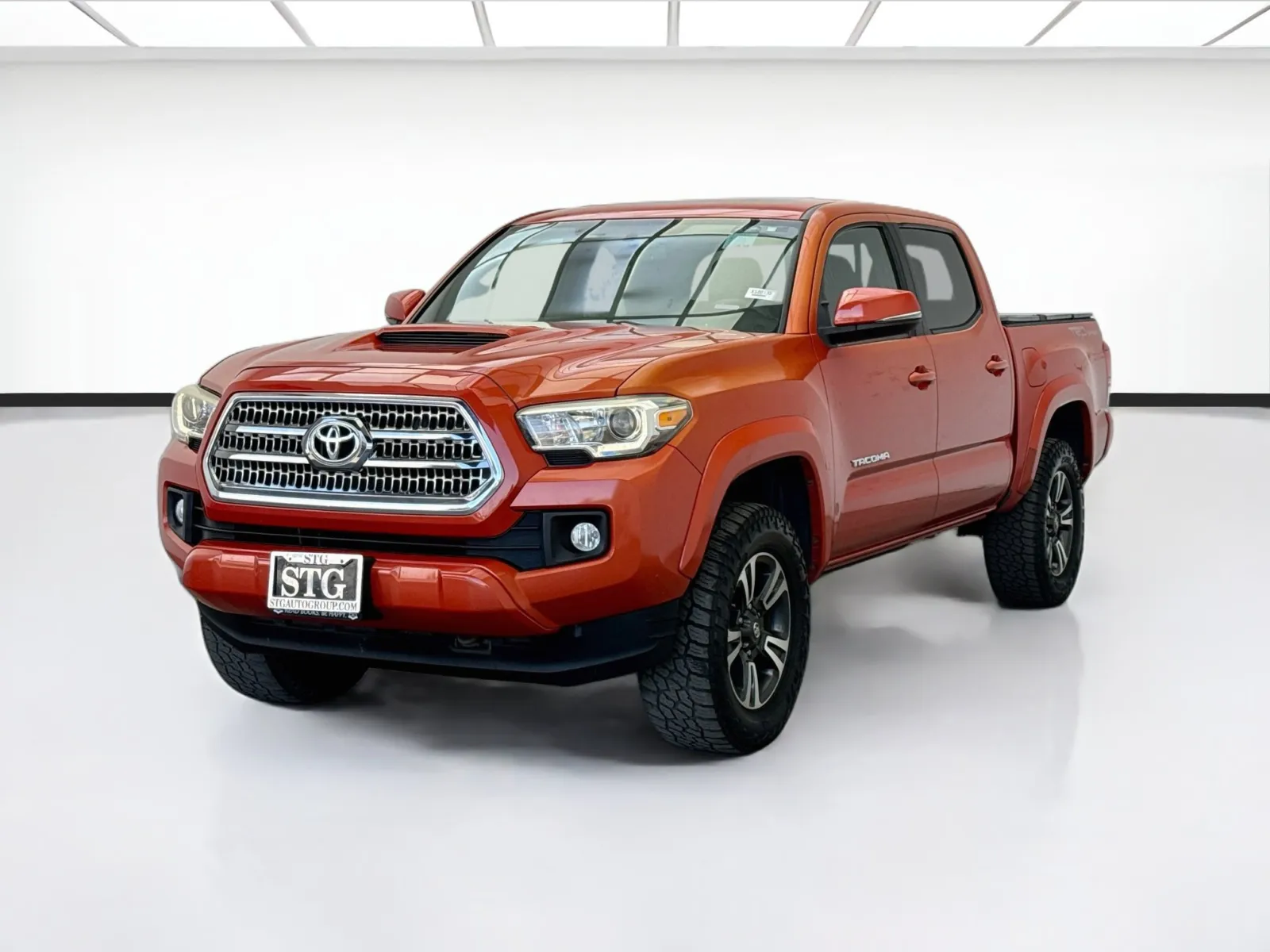 Red 2016 Toyota Tacoma TRD Sport for sale in Fontana, CA