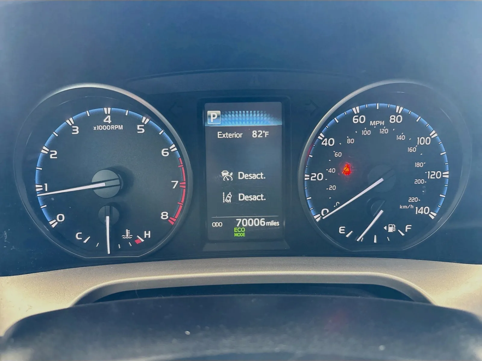 Toyota RAV4 photo 8