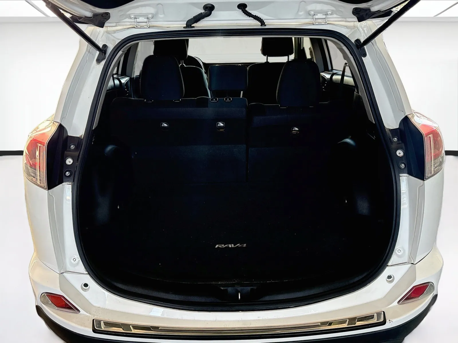 Toyota RAV4 photo 17