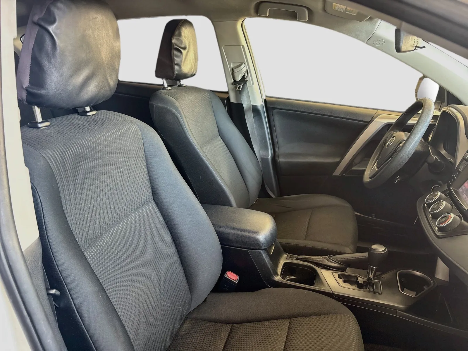 Toyota RAV4 photo 19