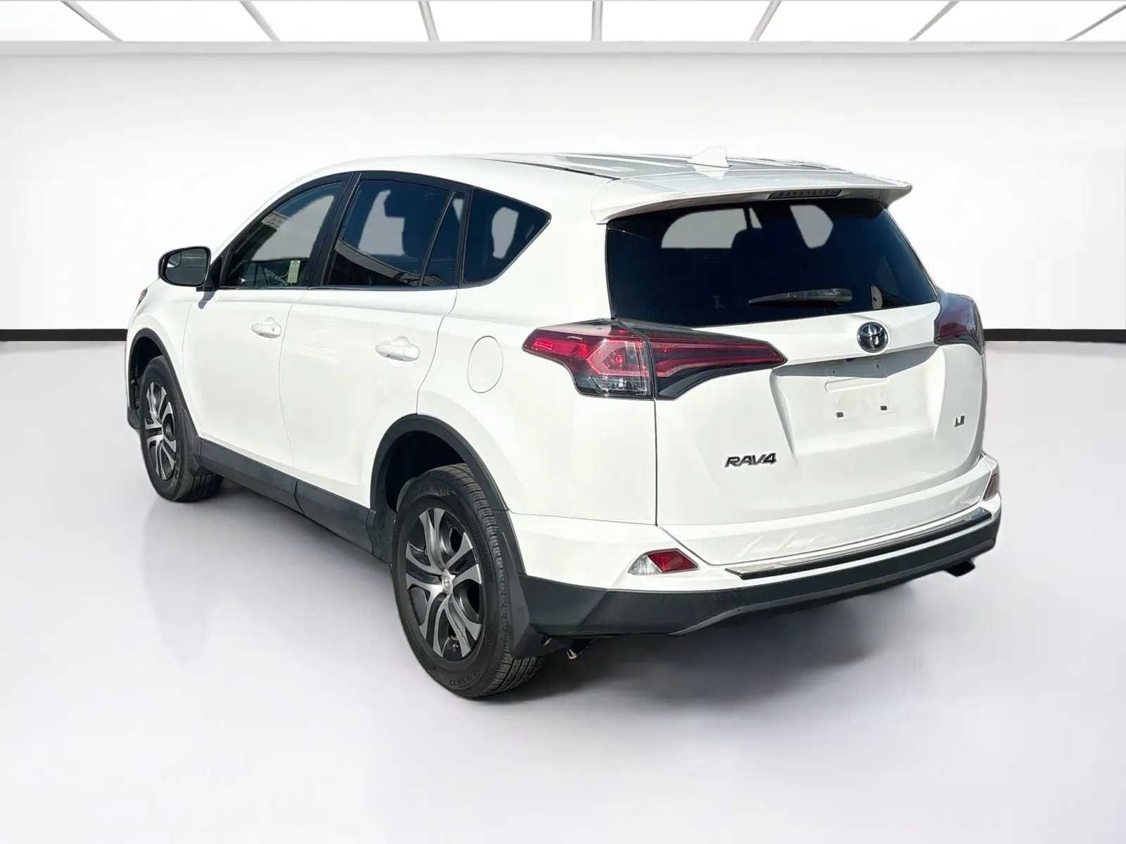 Toyota RAV4 photo 6