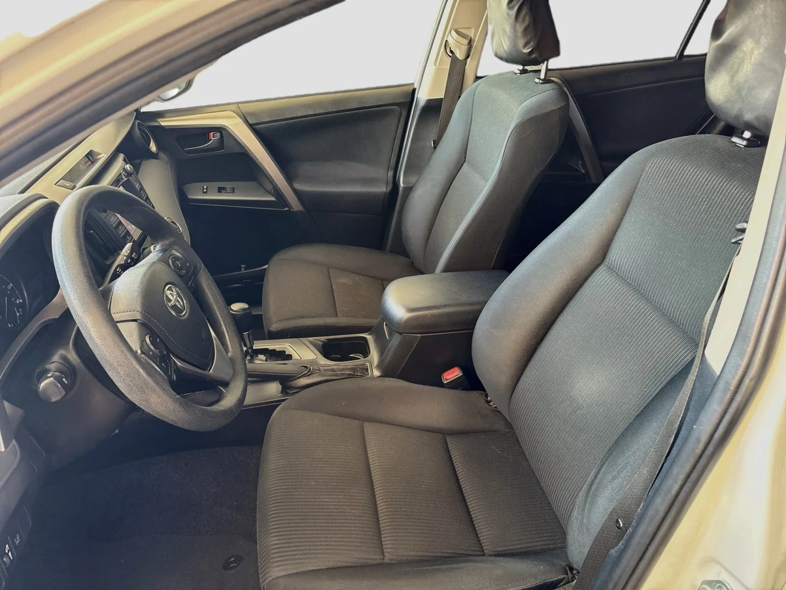 Toyota RAV4 photo 14
