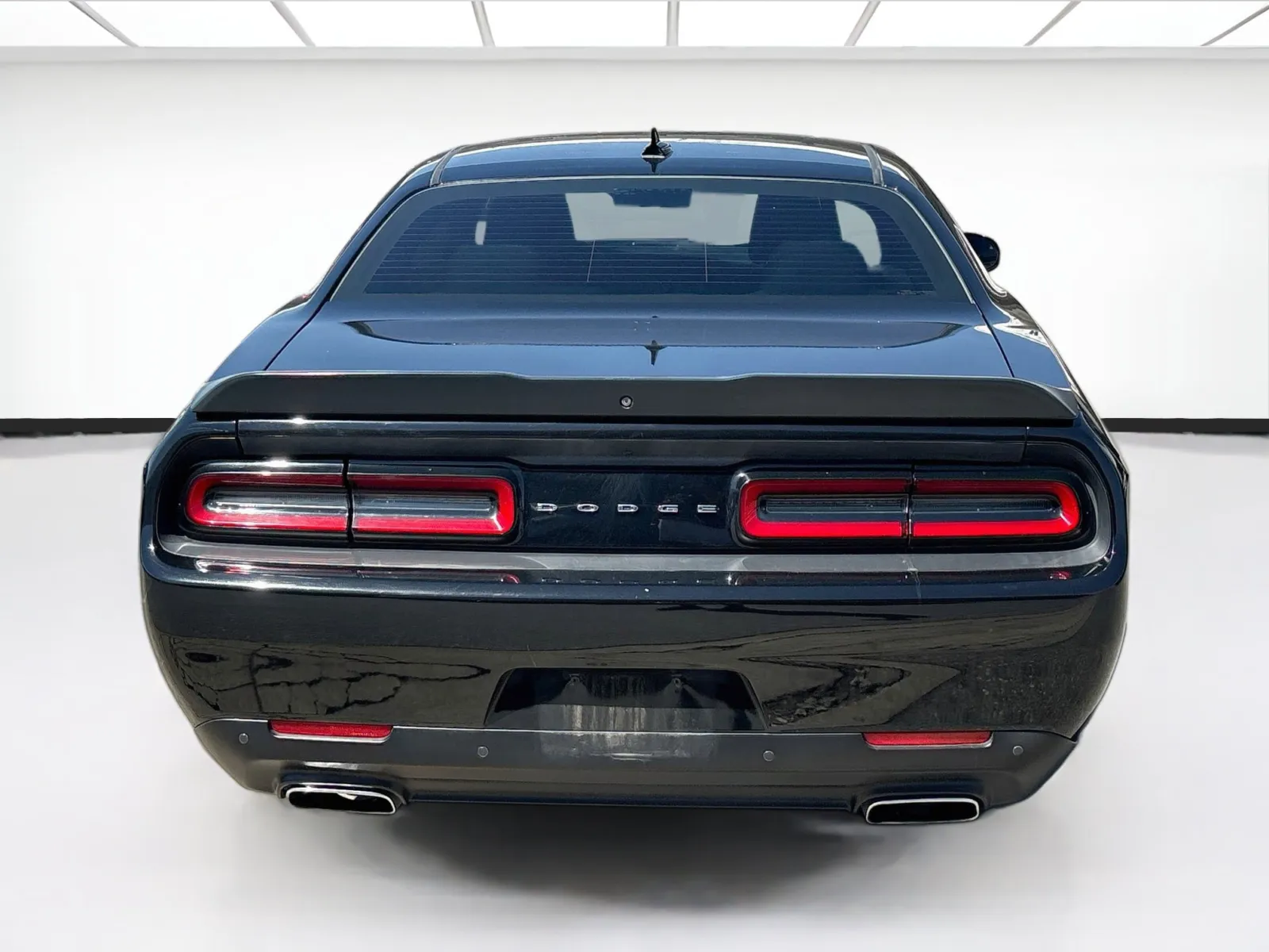 Dodge Challenger photo 5