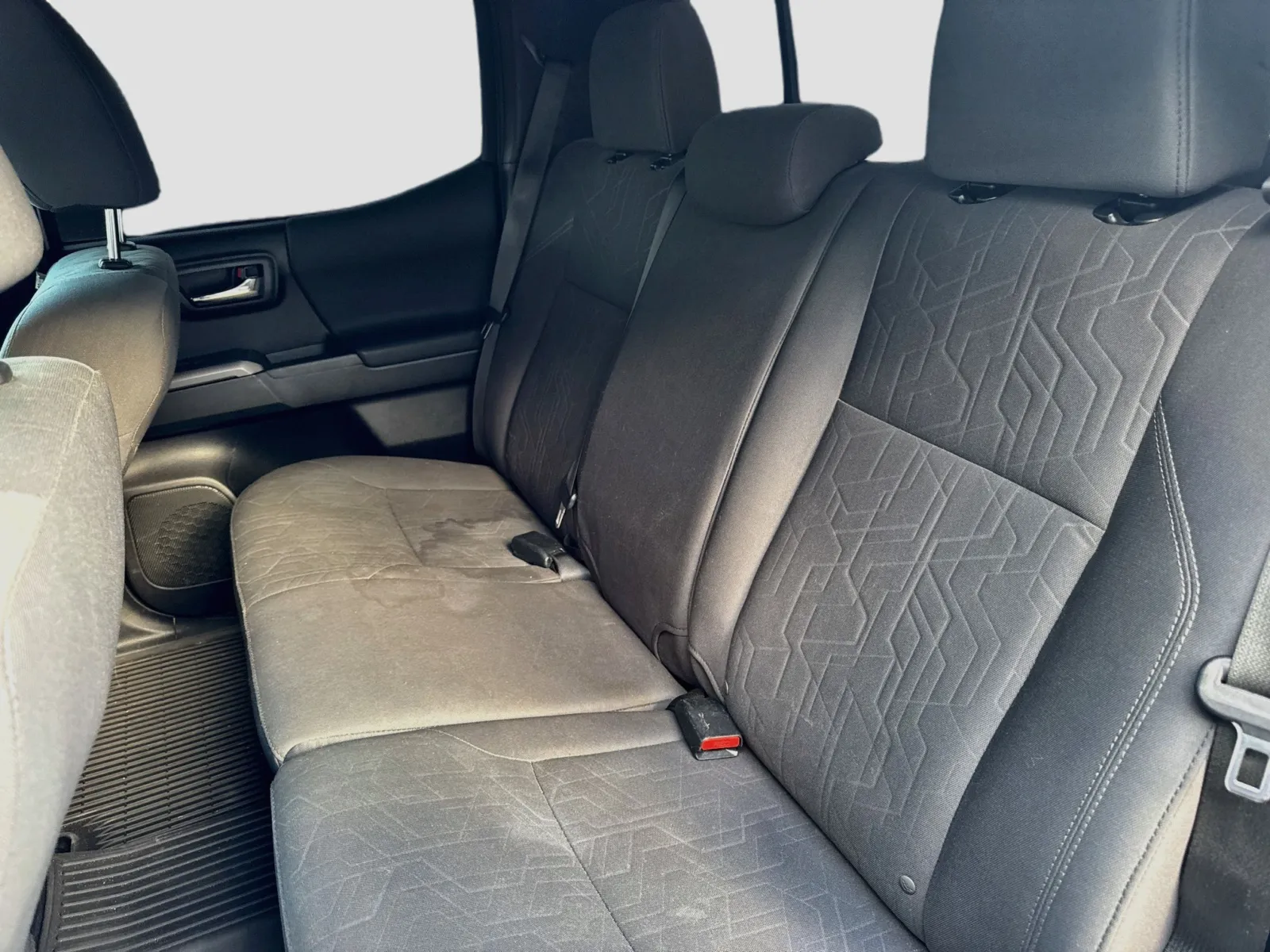 Toyota Tacoma photo 15