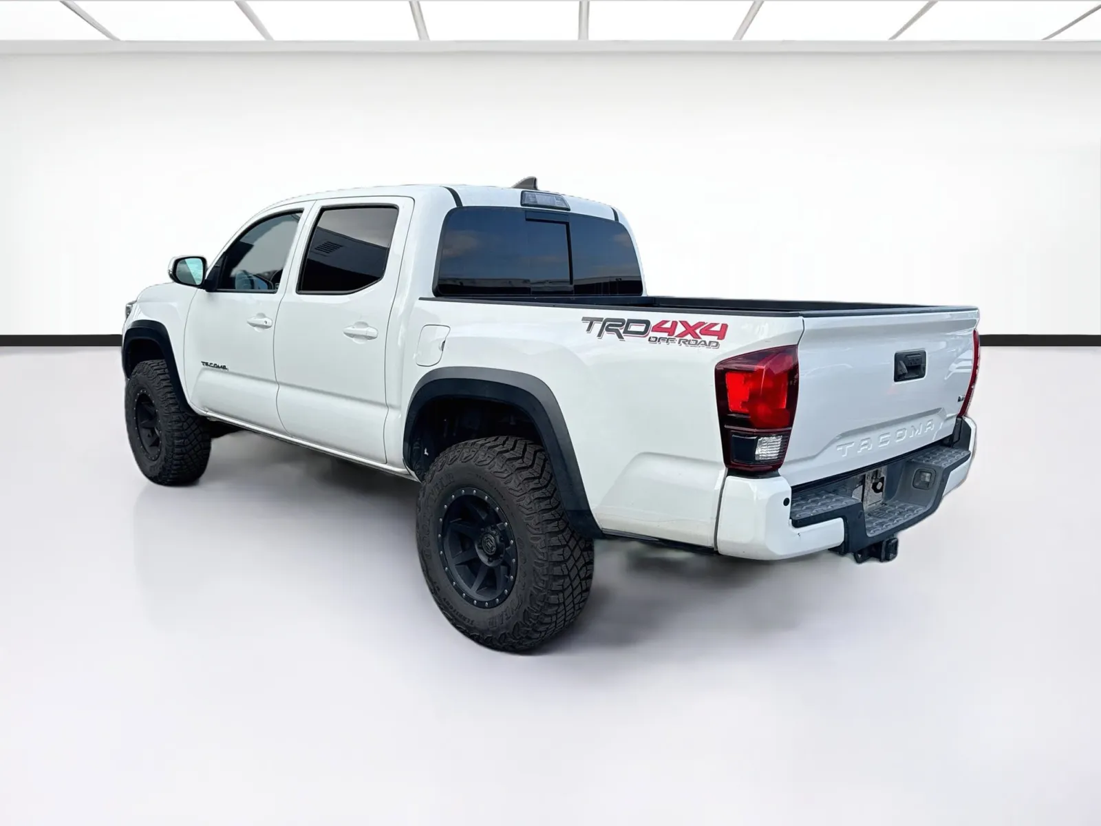 Toyota Tacoma photo 6