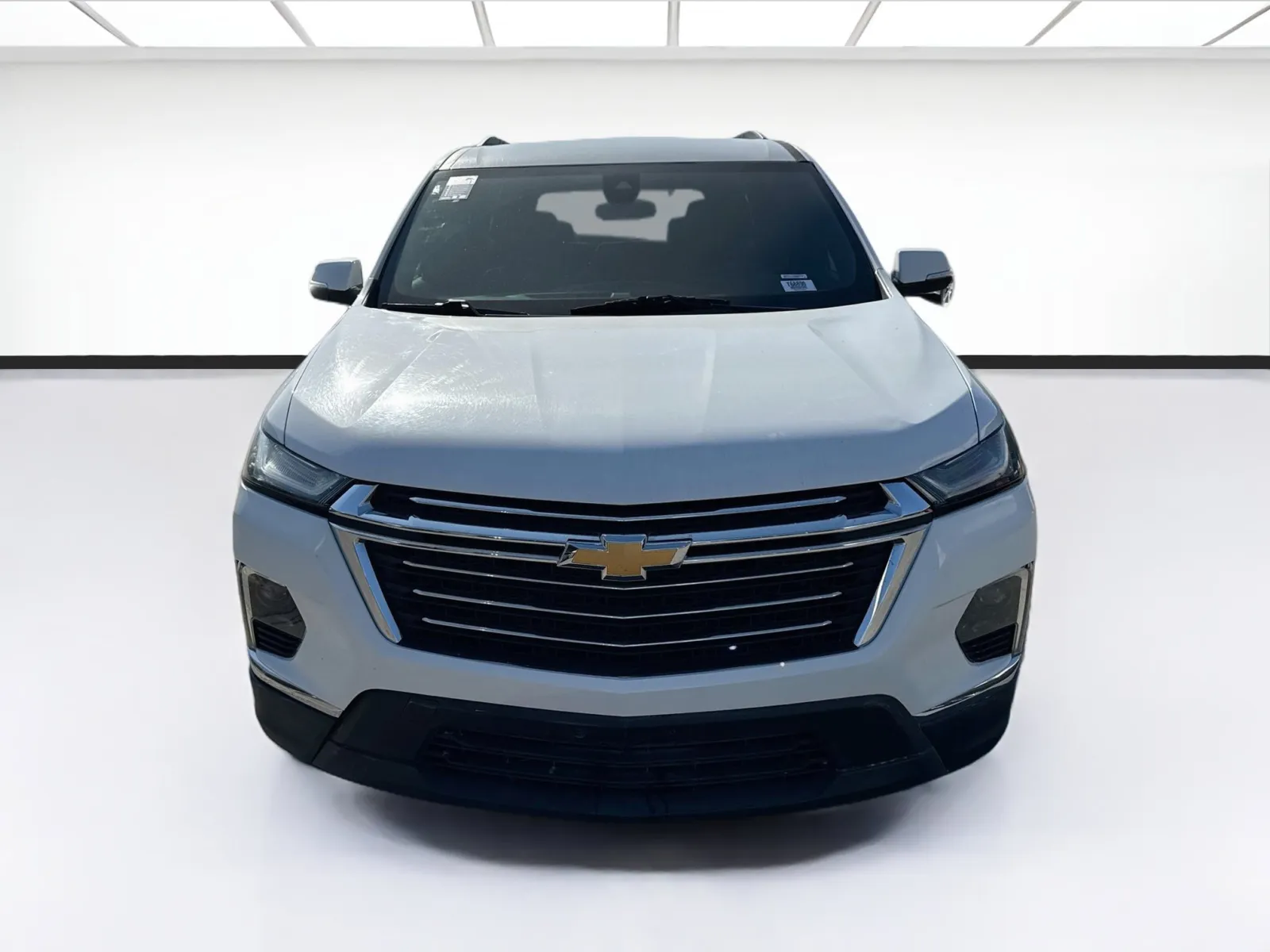 Chevrolet Traverse photo 2