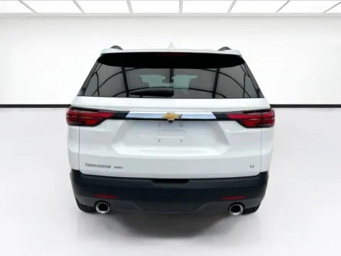More photos of 2023 Chevrolet Traverse LT Cloth at KarGenie, CA