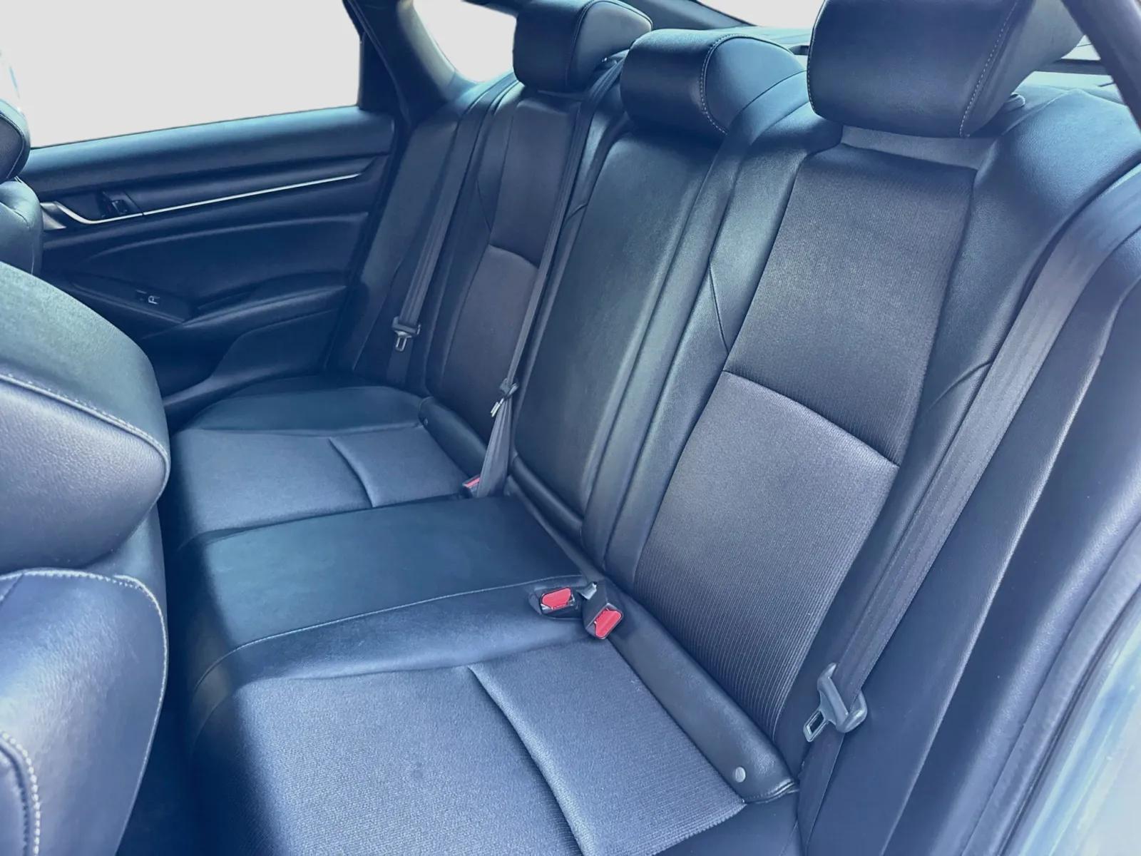 Honda Accord photo 14