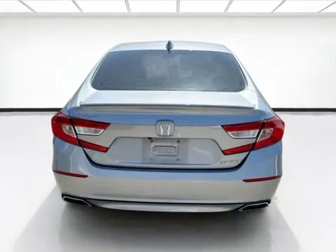 More photos of 2020 Honda Accord Sedan Sport at KarGenie, CA