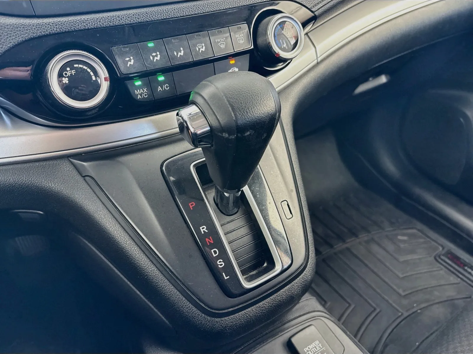 Honda CR-V photo 12