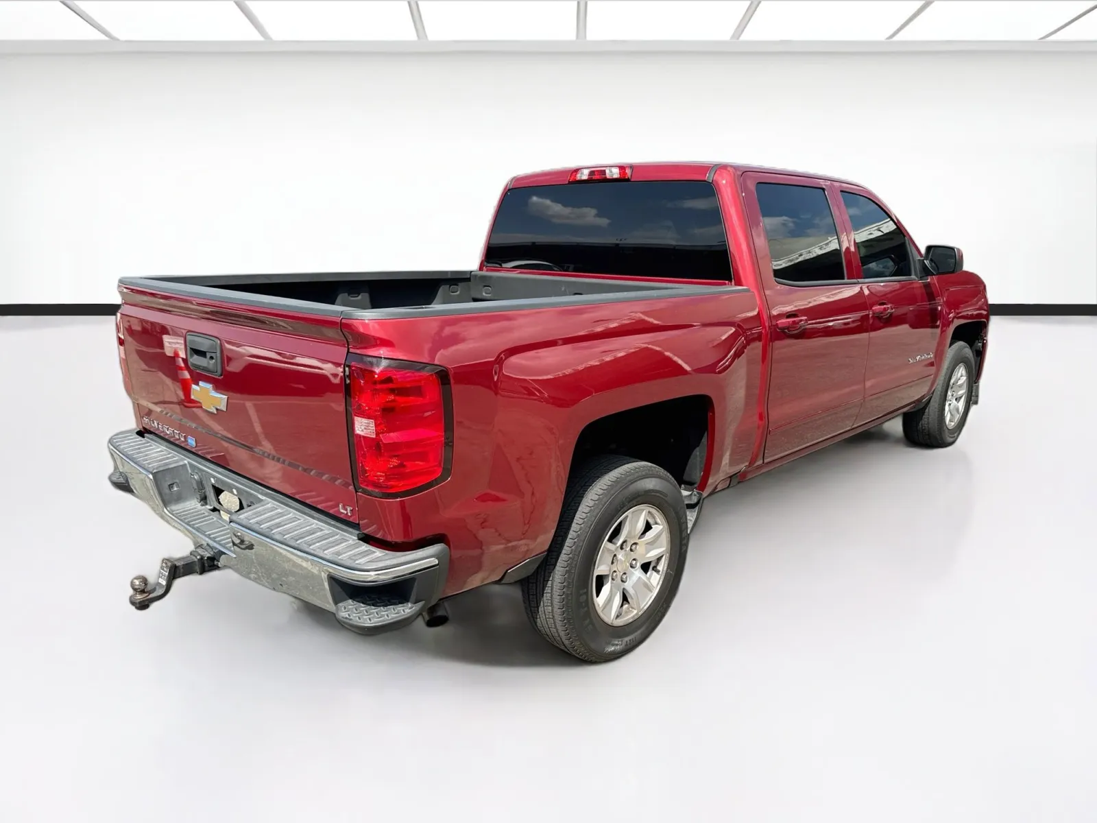 Chevrolet Silverado photo 4