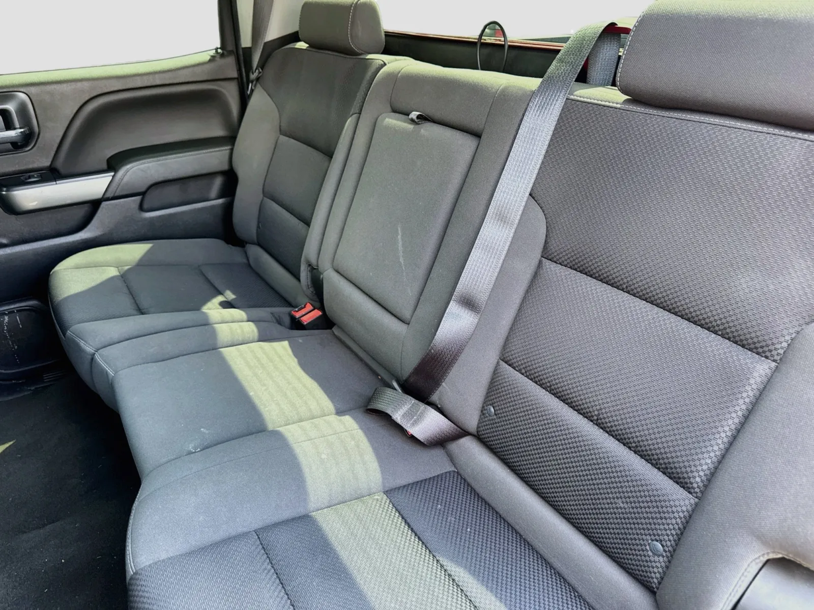 Chevrolet Silverado photo 14